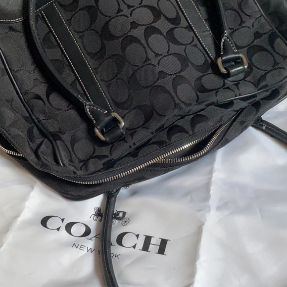 Coach all Black In Signature Canvas leather double handle silver detail - Picture 5 of 11